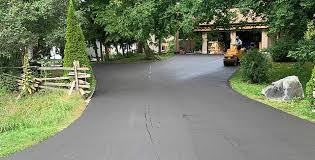 Best Gravel Driveway Installation  in Altoona, PA